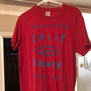 Men’s Hollister shirt. Only $5!!